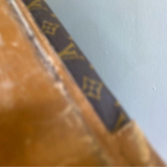 Louis Vuitton Vintage Luggage *Initials N.L.S.* 23x19x8 Saks Fifth Ave Tag - Picture 6 of 17